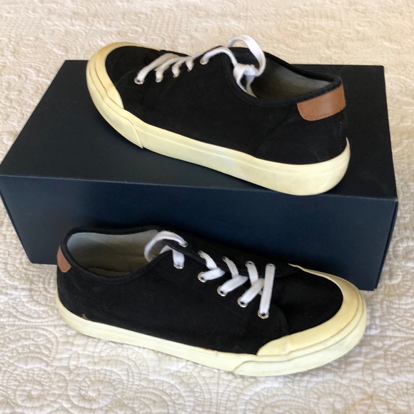 old navy tennis shoes